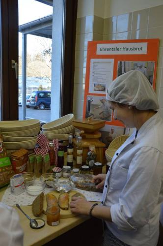 49812737 2048977088517454 6490812563515768832 n