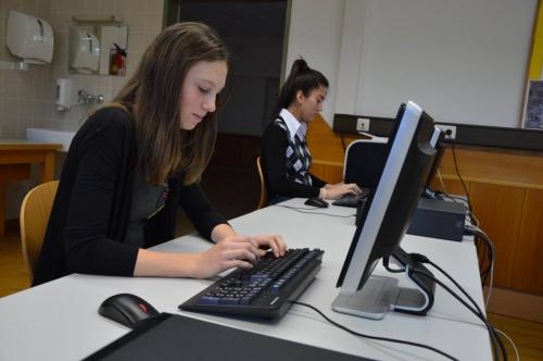 49949217 2048976845184145 5043778798059782144 o